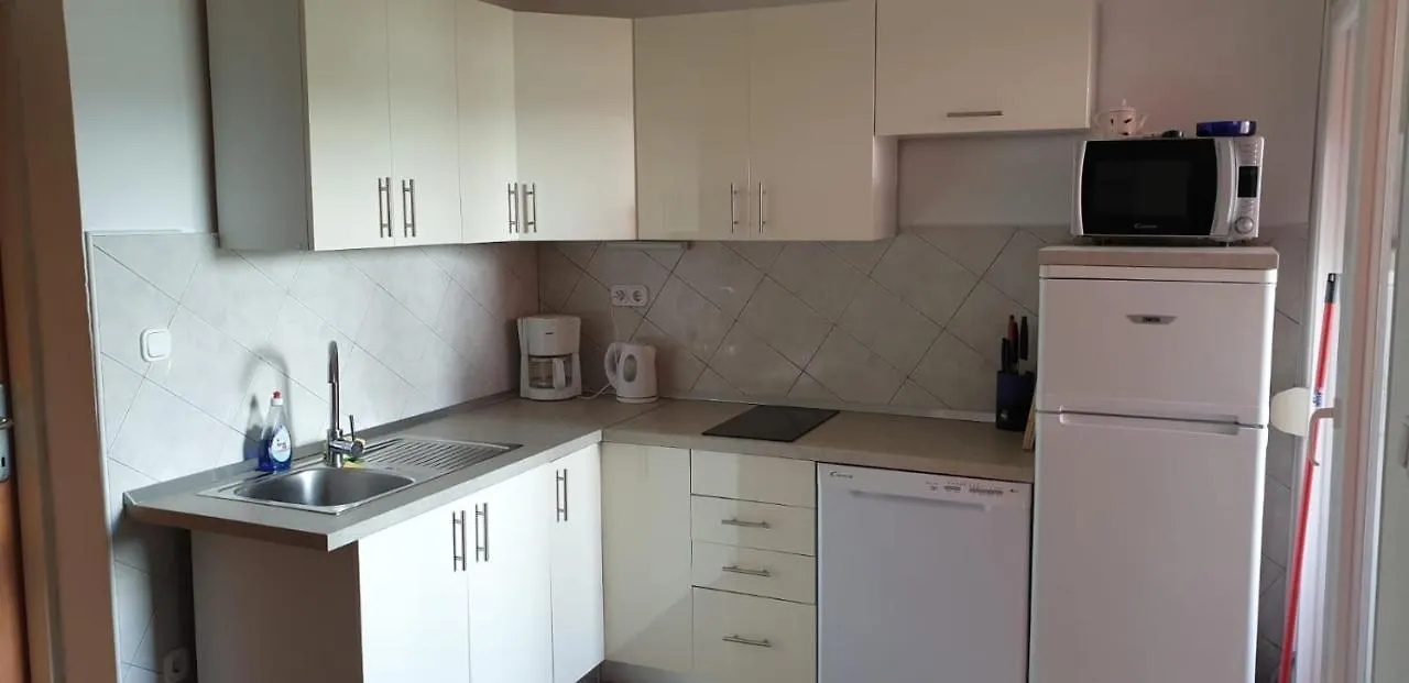 Apartments Zala Matusan Supetarska Draga