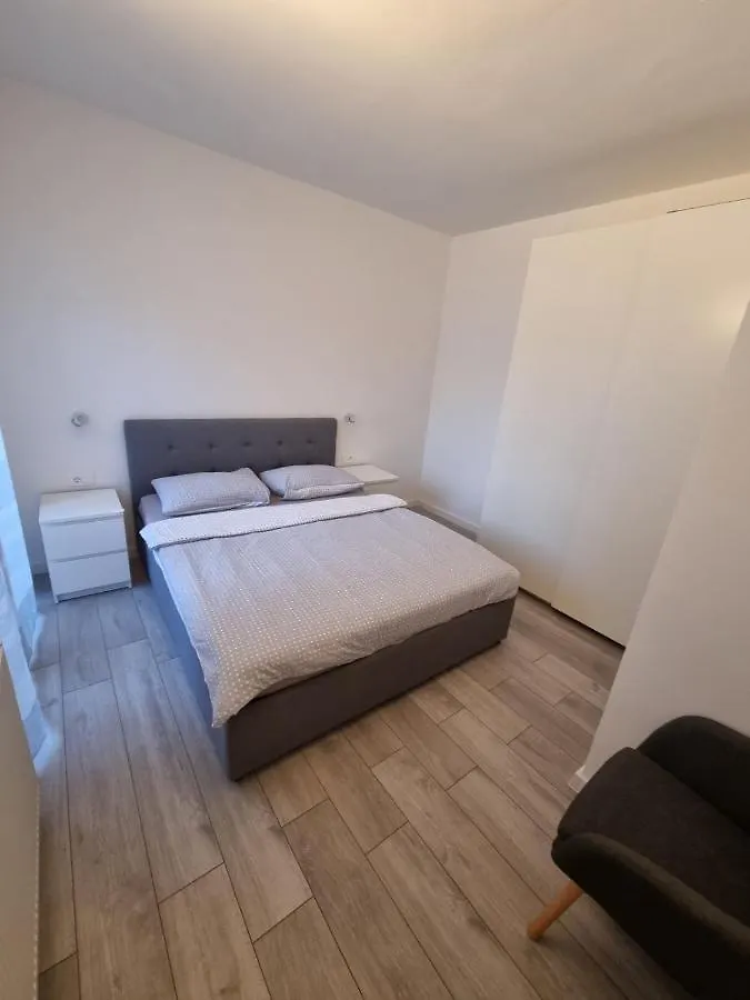 Apartments Zala Matusan Supetarska Draga Hırvatistan